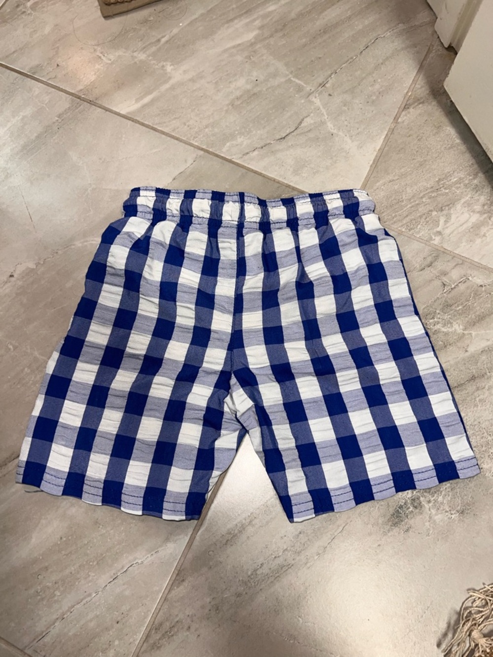 Cat & Jack, boy's size 5T gingham blue seersucker swim trunks with liner - Picture 6 of 10